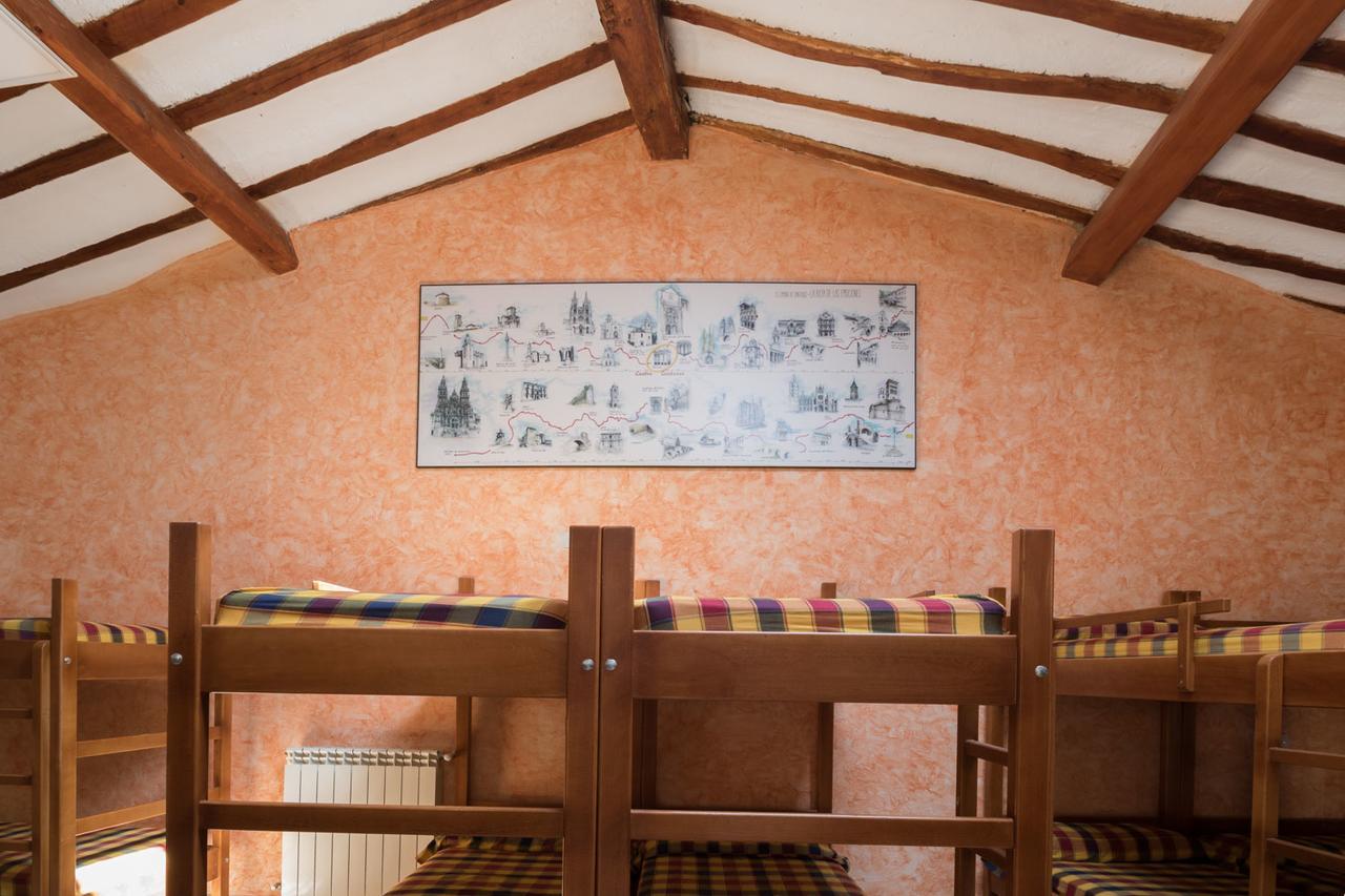 Hostel Cuatro Cantones *